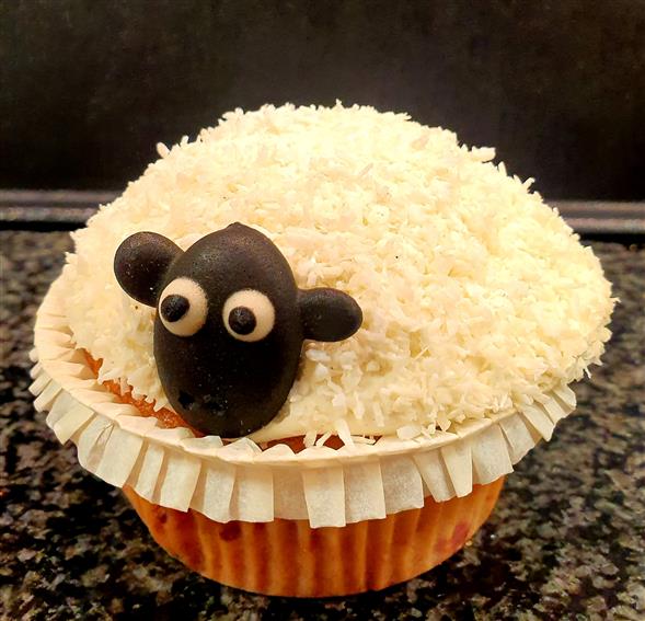 Påske cupcake kokosFår